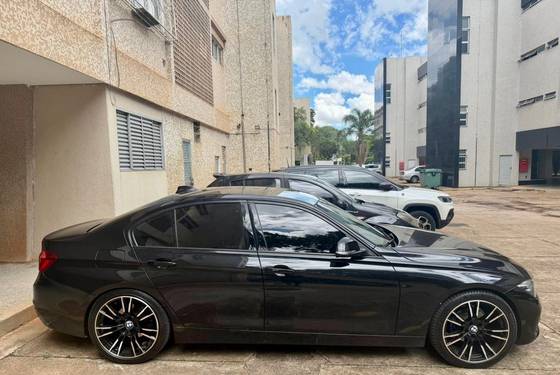 BMW 320i 2.0 SPORT 16V TURBO ACTIVE FLEX 4P AUTOMÁTICO BMW 320i 2.0 SPORT 16V TURBO ACTIVE FLEX 4P AUTOMÁTICO